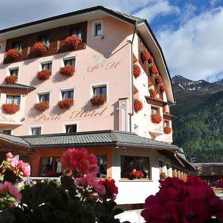 Park Hotel Santa Caterina Valfurva Exteriör bild
