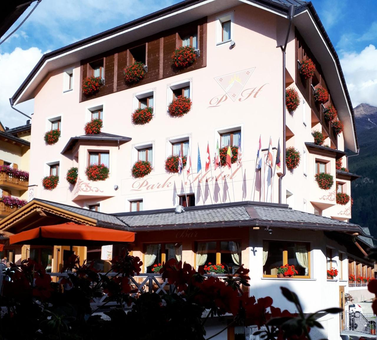 Park Hotel Santa Caterina Valfurva Exteriör bild